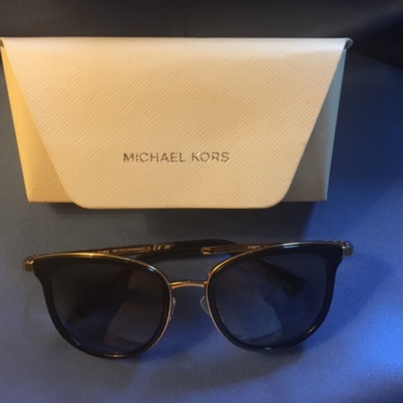 Michael Kors Sunglasses - Picture 2 of 10